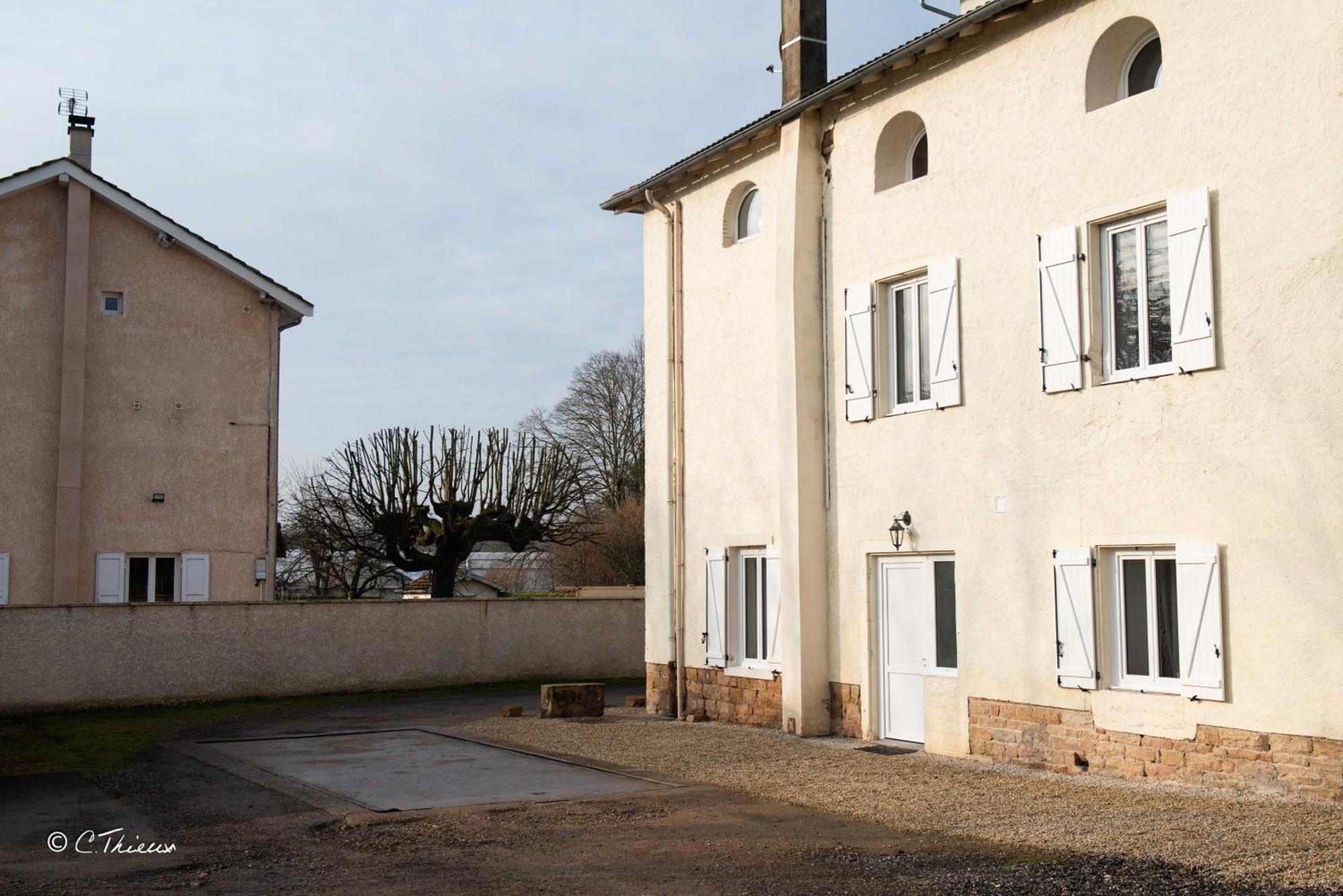 La Doloreanne Saint-Didier-sur-Chalaronne Exterior foto